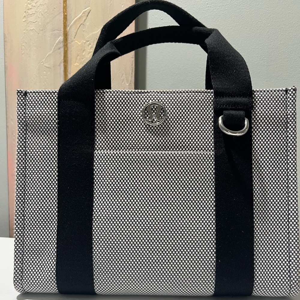 Lululemon Black and White Two Tone Mini Tote